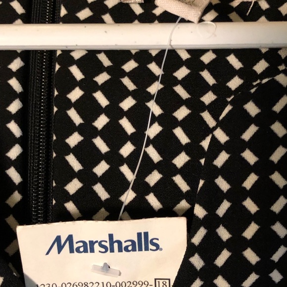 LILA 🌹 ROSE DRESS🌹BLK&WHT SIZE 4 - Picture 6 of 7